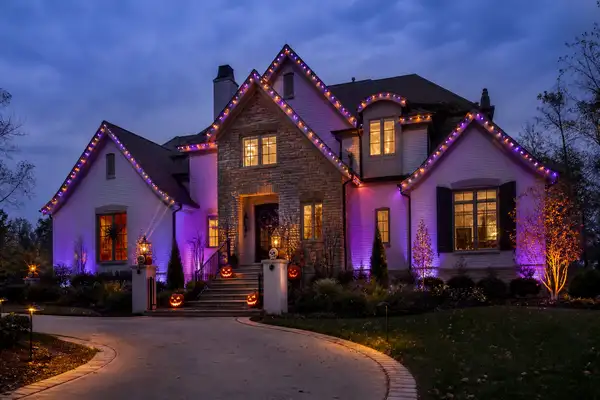 Alabama home decorated with professional Halloween lights